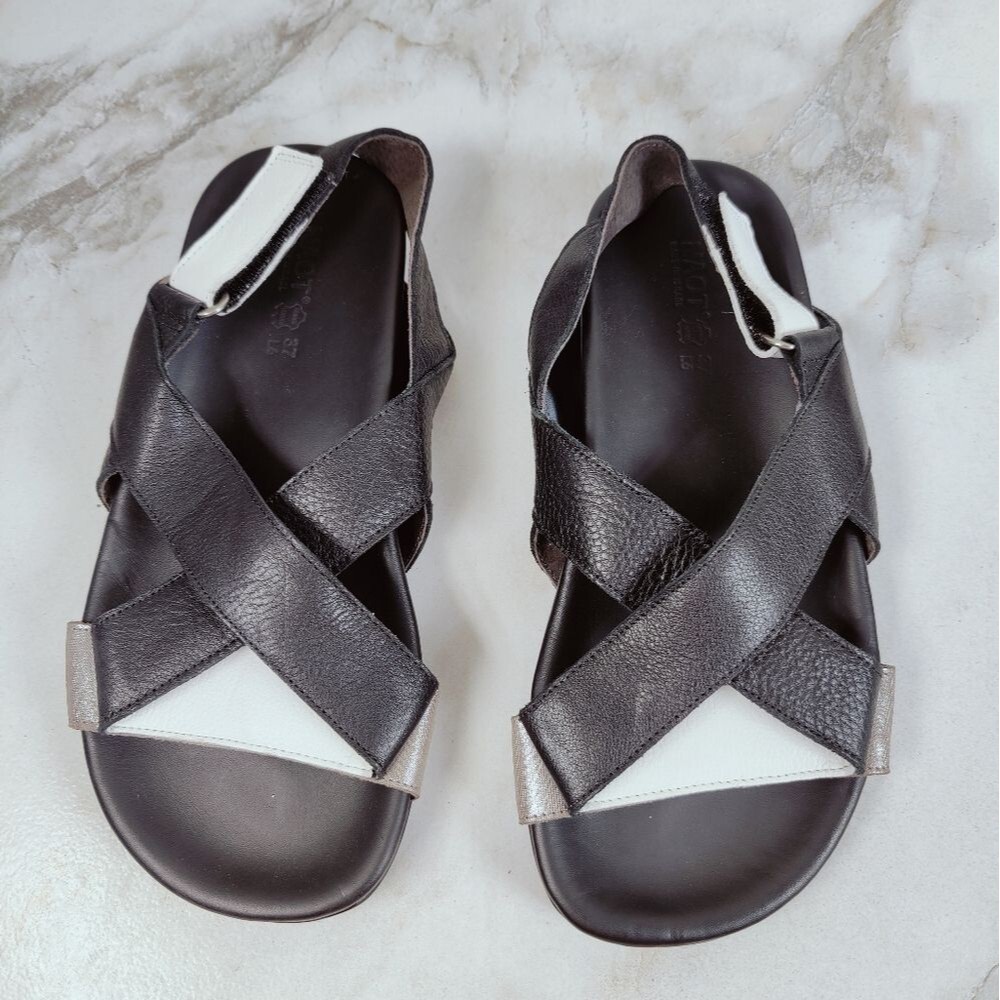 Naot Black White Leather Criss Cross Ankle Strap Comfort Walking Sandals, 6.5
